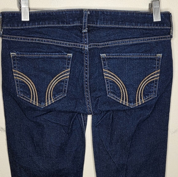 Hollister | Dark Wash Cropped Low Rise Skinny Jeans Zipper Details Size 26/3 - Picture 5 of 5